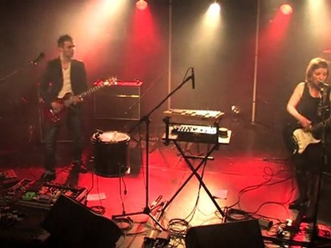 Black Cherry Cirkus au Tremplin du Chien à Plumes 2011