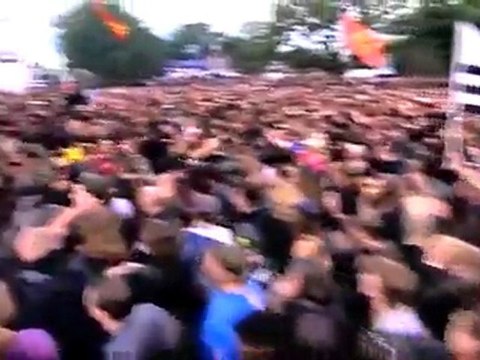 DAGOBA feat NELLY waves of doom live HELLFEST 2011