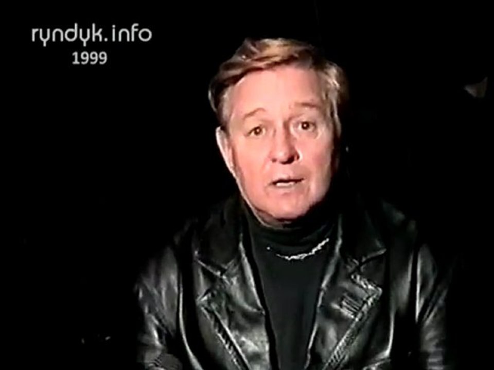 Роман Виктюк «Без антракта»