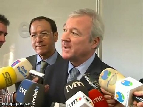 Valcárcel recibe a la Infanta Elena en Murcia