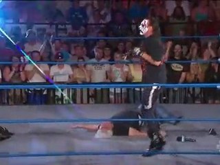 Desicorner.net TNA.Impact.Wrestling.2011.06.23.HDTV.XviD-W4F(1)-2