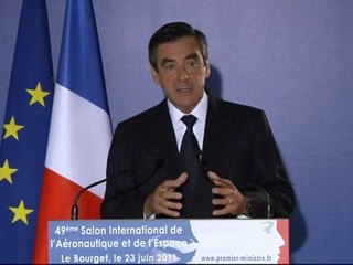 Fillon visite le Bourget