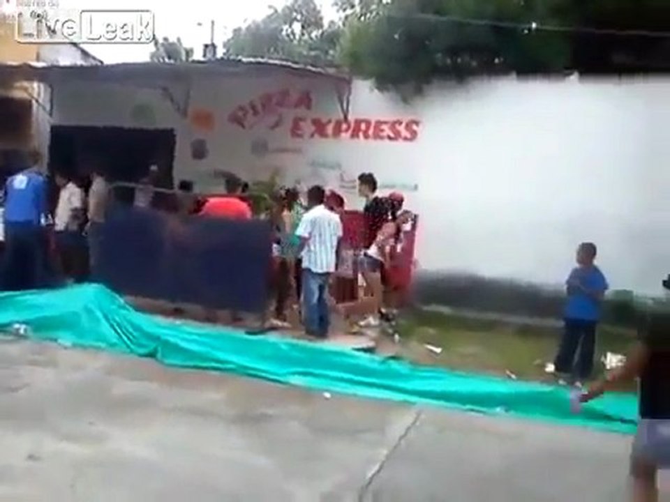 Unfall während einer Motorrad-Rennen