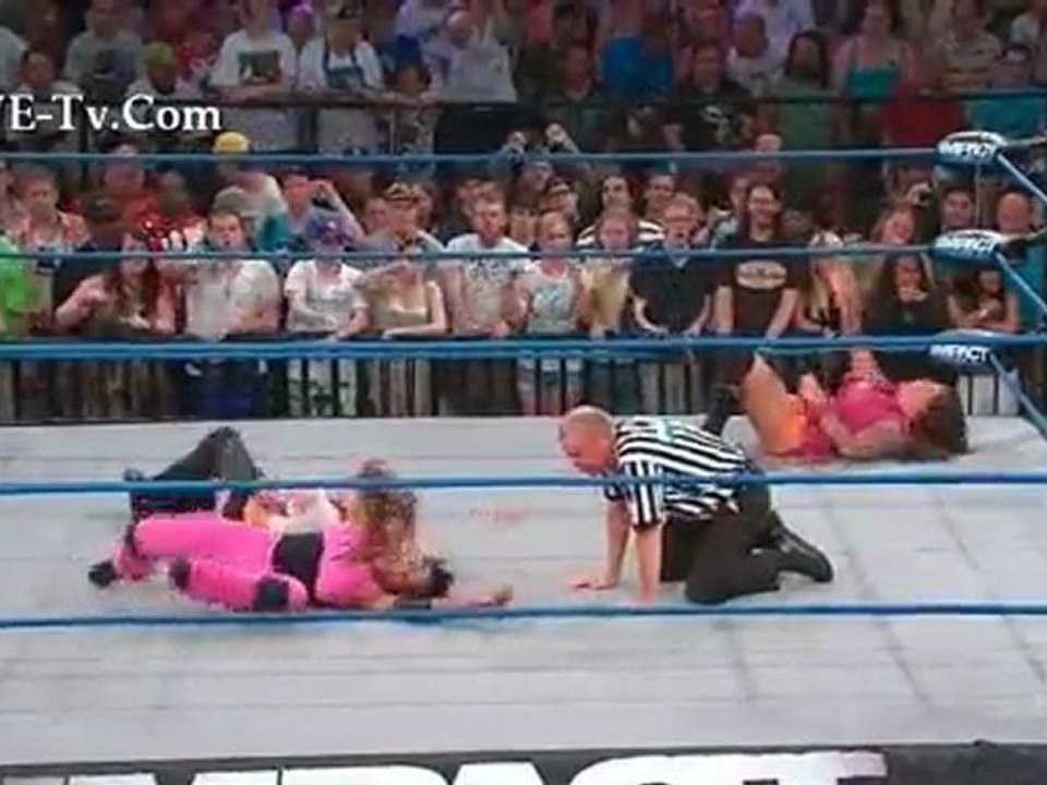 WWE-Tv.Com - iw 23.6.11 Part 3/6