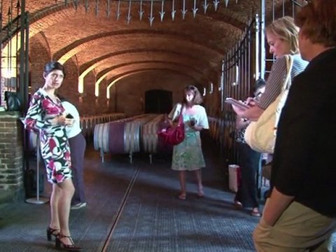 Arabic-web-Italian region looks to foodies to boost tourism