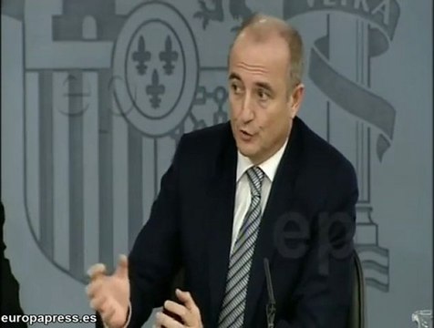 Sebastián explica nueva ley Telecomunicaciones