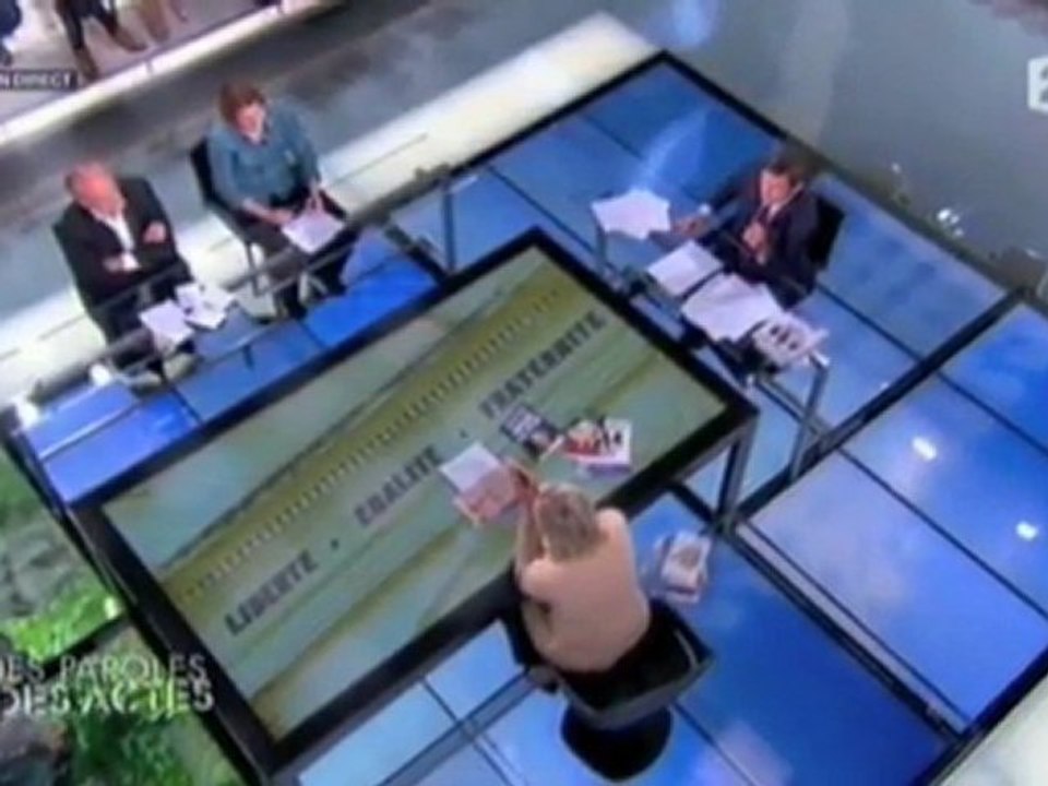 Caroline Fourest dévoile Marine Le Pen 23 juin 2011