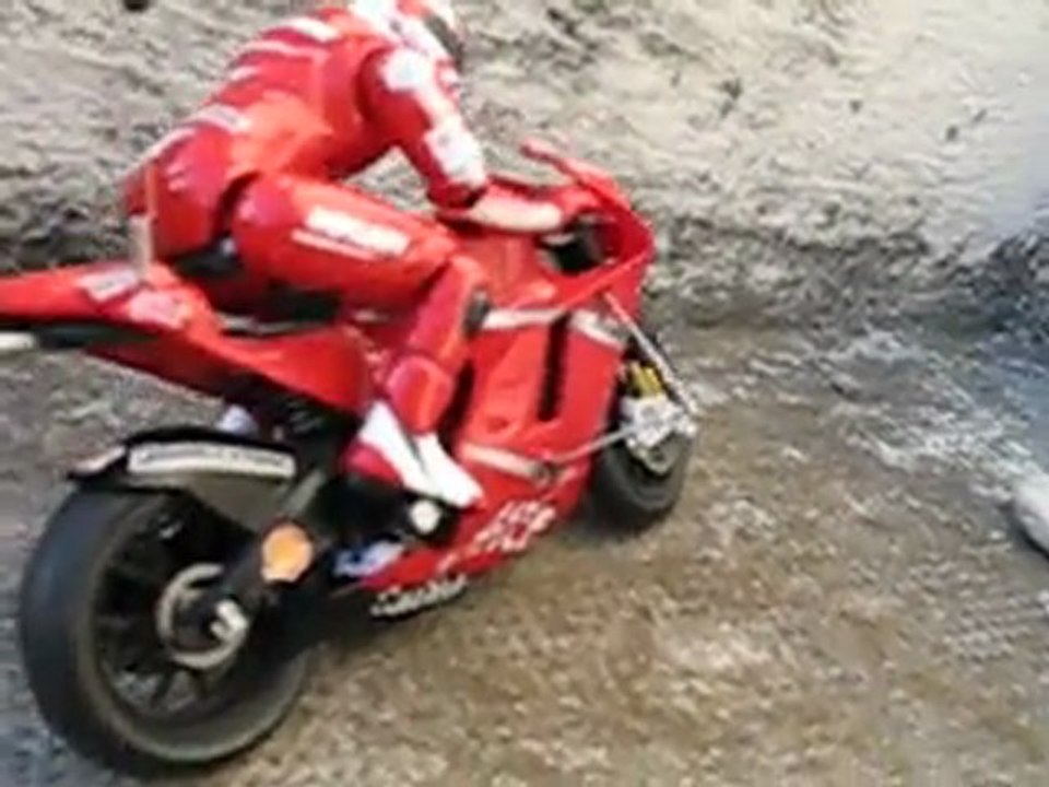 DUCATI modifiée 41 mhz + 3PM-FM 41 mhz