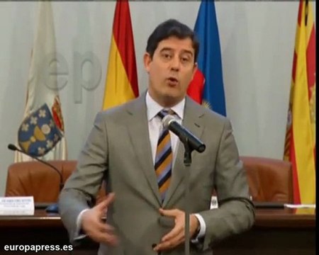 Besteiro firma convenios para crear empleo