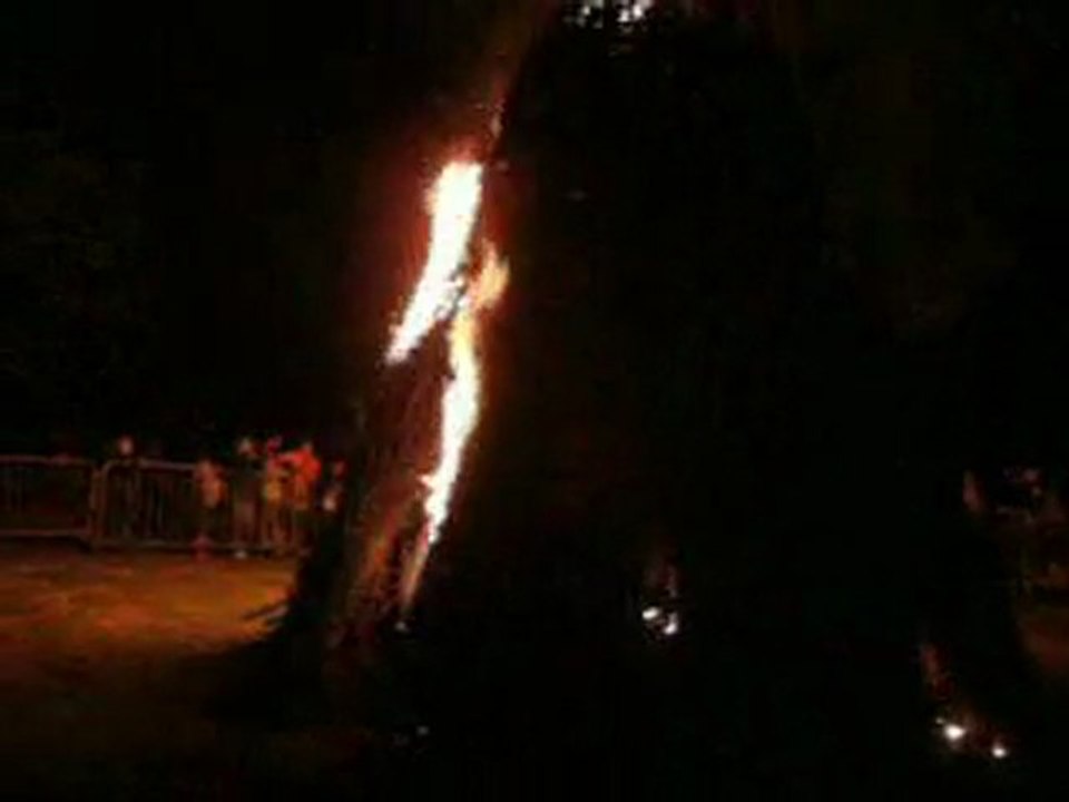 Le feu  de saint Jean a Bellac 2011
