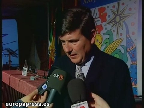 Pimentel pide prudencia con los controladores