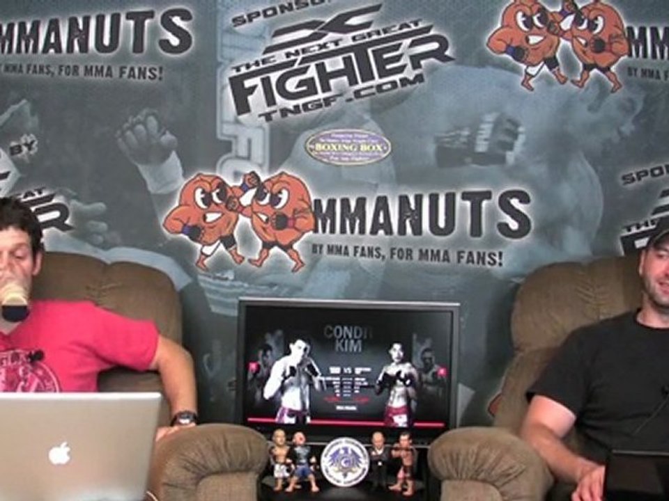 UFC 132: Carlos Condit vs Dong Hyun Kim - MMANUTS.COM