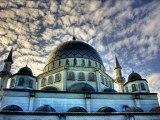 Cuma günü öğlen kerahat vaktinde namaz kılınır mı? Fatih Kalender Hocaefendi