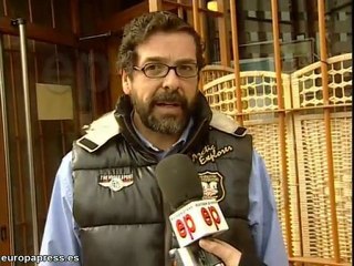 El dueño de la Asociación muestra el apoyo al insumiso