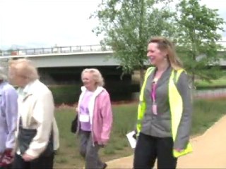Arabic-web-A walk in London's new Olympic Park