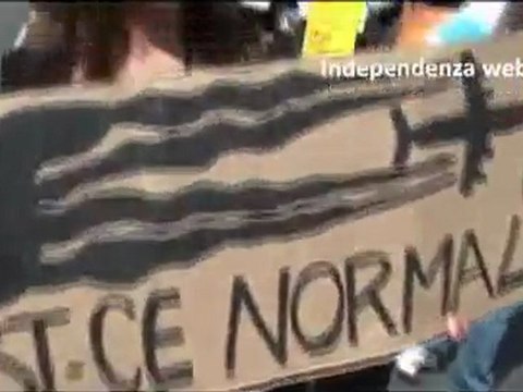 Epandages aériens de produits chimiques, le danger des chemtrails, 1er mai 2011 @ Paris