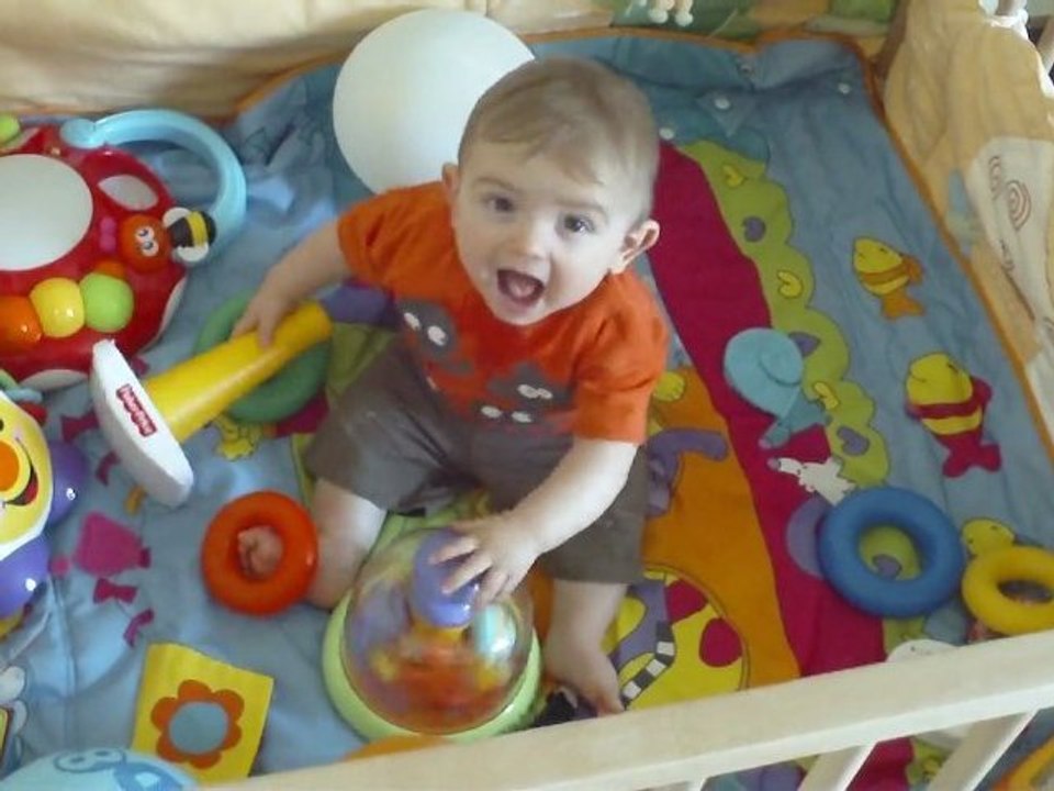 thomas et sa toupie