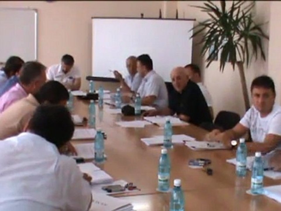 Şedinta extraordinară a CL Mangalia din 26.06.2011- III