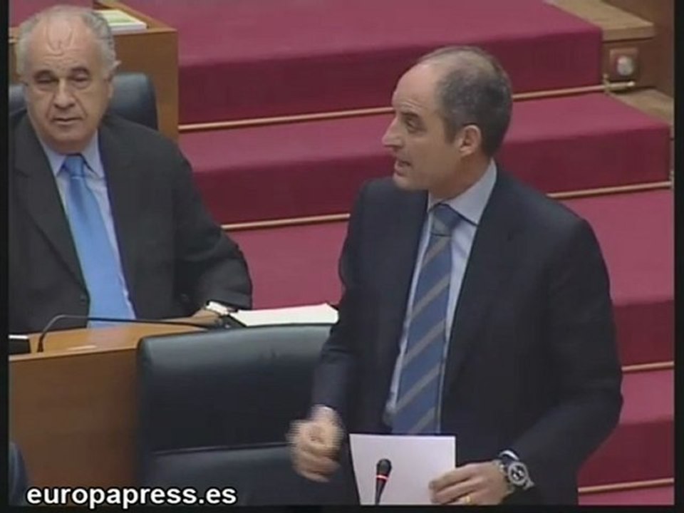 Camps dice que continuará como presidente