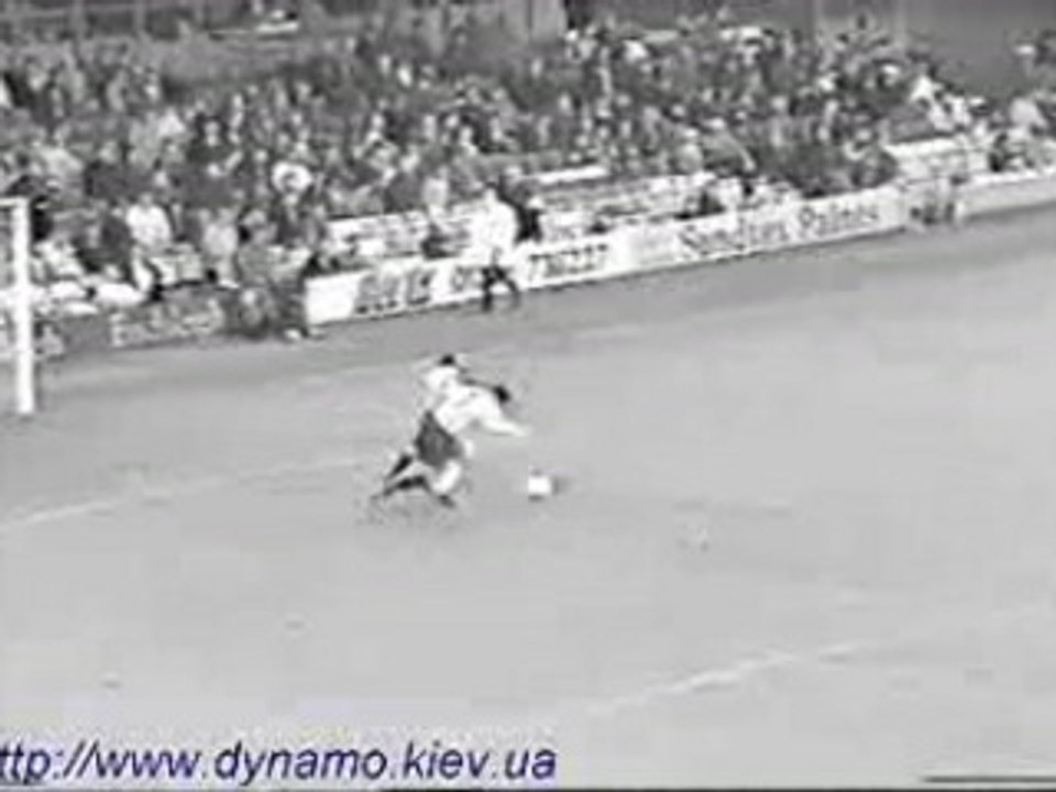 le goal le plus stupid dans le calcio