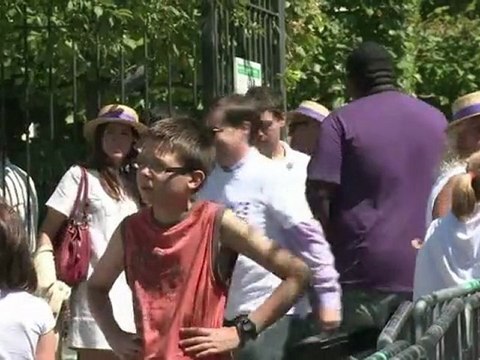 Les partis co-fondateurs de la Confédération des centres célèbrent, dimanche 26 juin, leur nouvelle union dans la ville qui a déjà accueilli en 1971 le congrès d'unification des socialistes.