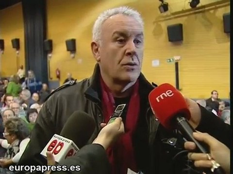 Lara y Llamazares critican la privatización de las cajas