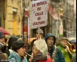 No quieren pagar multas por tocar en la calle