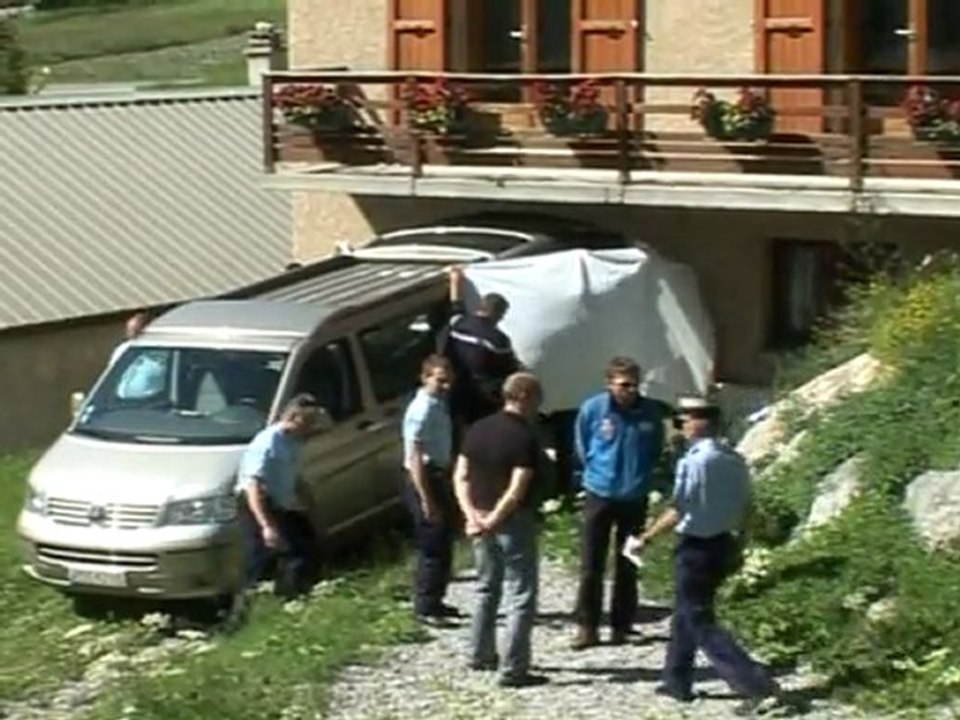 Les six alpinistes tués dans les Hautes-Alpes "auraient dévissé"