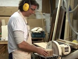 How To Use A Disc Sander