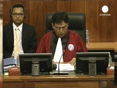 Khmer Rouge chiefs on trial over 'Killing Fields'