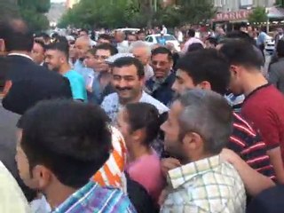 ABDULLAH GUL'E TALASLILARDAN SEVGI SELI