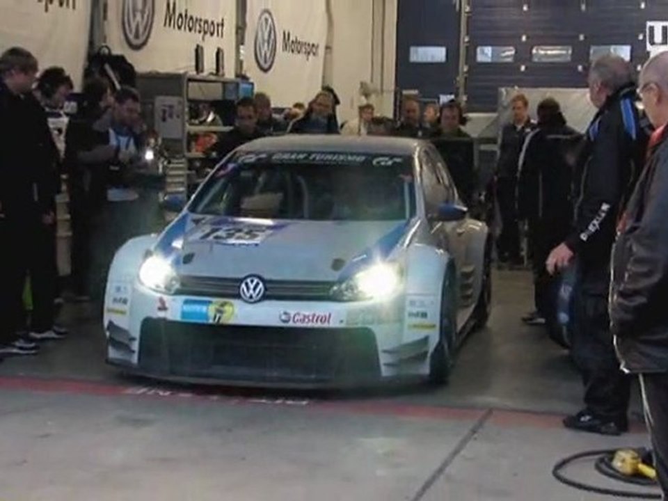 24h Nürburgring: Volkswagens Dakar-Asse siegreich