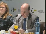 Zarrías defiende la gestión de la Junta