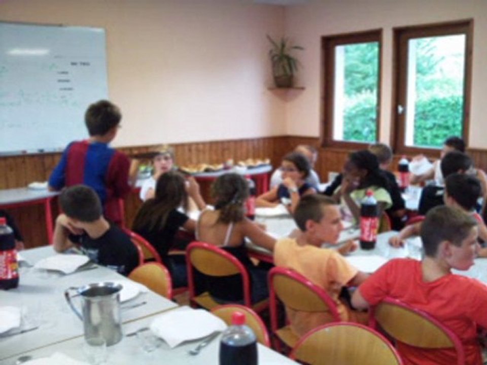 Espace Jeunes - Présentation de l'espace jeunes sans musique - 24 juin 2011