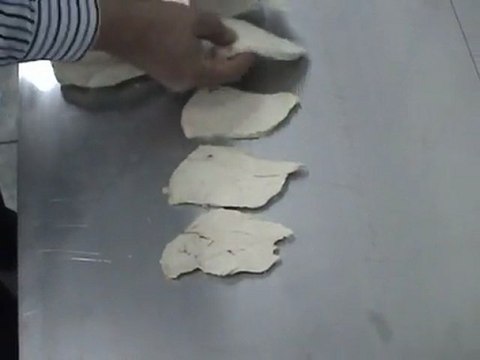 Sabofa - Equimex Horizontal Slicer HS 600-DA Slicing cooked chicken breast.