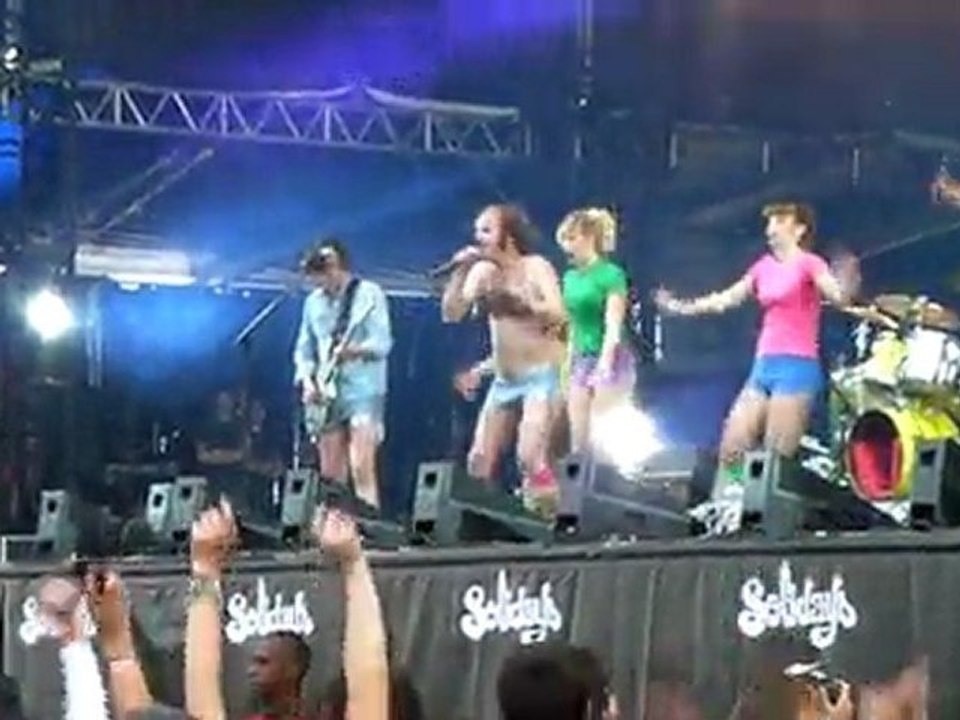 Katerine, "Louxor J'adore" Solidays 2011