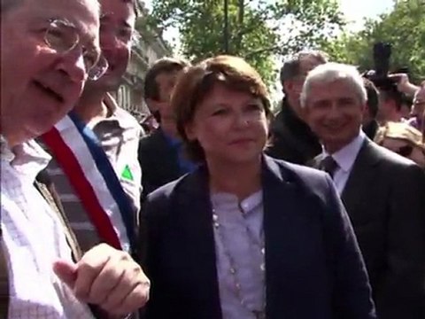 Primaires PS: Martine Aubry se lance dans la bataille