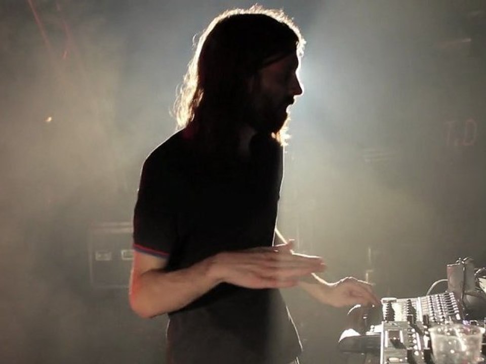 Breakbot - Shades of Black Live ! For Ed Banger Record