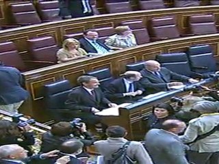 Zapatero afronta su último debate del estado de la nación