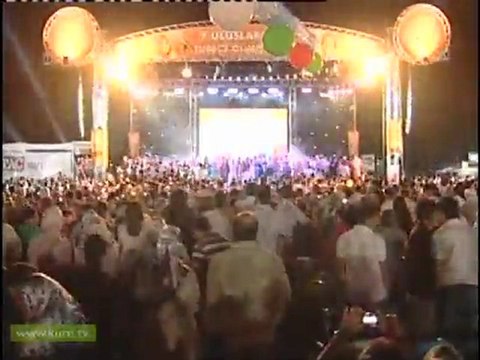 YENİ BİR DÜNYA KURUYORLARDI Van 9.Türkçe Olimpiyatı