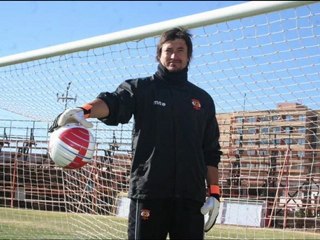 Escucha En La Linea  Nicolàs Peric: Siento vergüenza de que me aplaudan