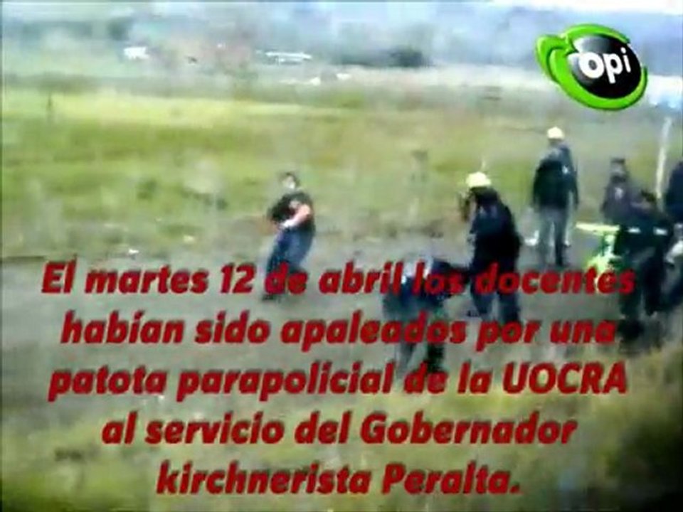 ADOSAC Represión a docentes de Santa Cruz