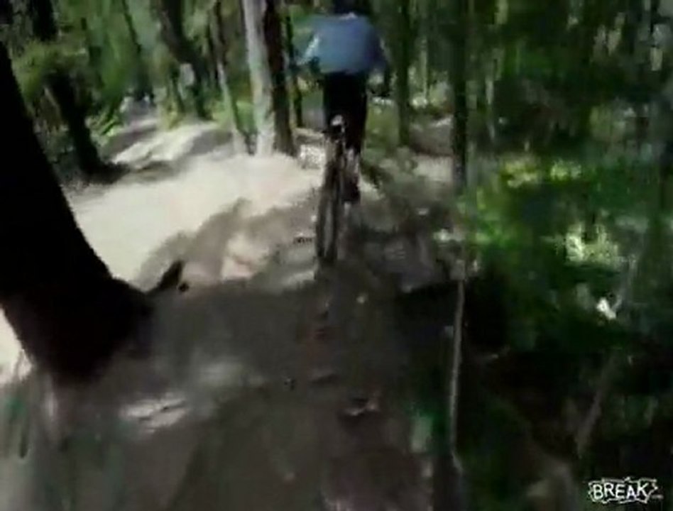 Doppel-Mountain Bike Wipeout Fail