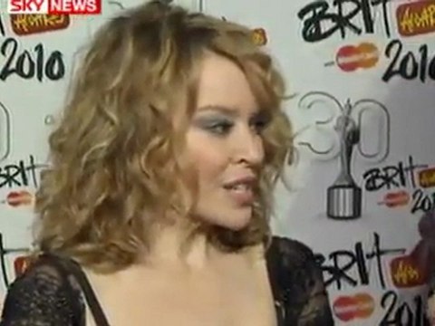 Kylie Minogue red carpet Interview @ Brits Awards 2010
