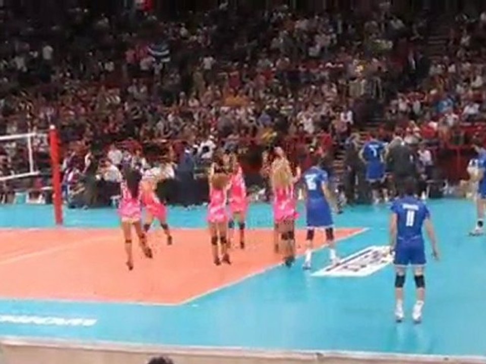 Match de league de Volley 2011 Pom-Pom Girls