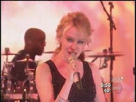 Kylie Minogue cant get you out of my head @ abc tv 2004
