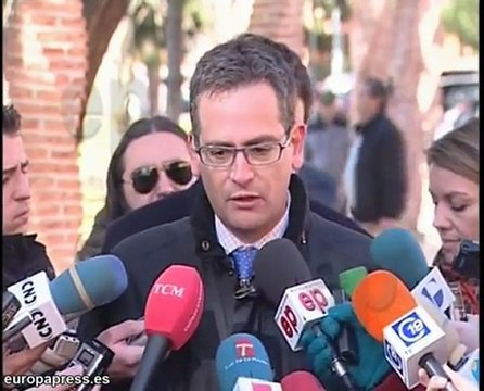 Cospedal critica que Gobierno festeje el pacto