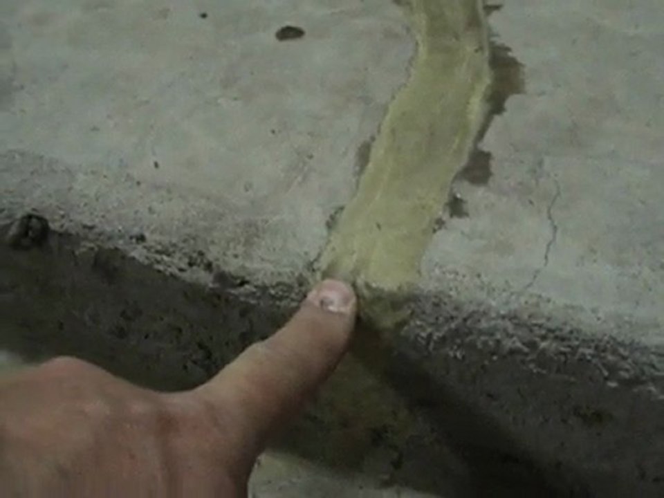 Houston Home Inspector: Epoxy Repair of Garage Foundation Cracks