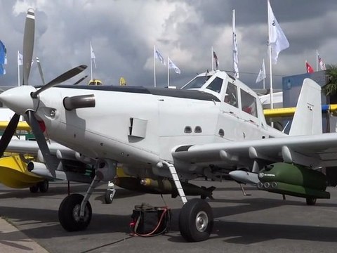 AT 802 U Air Tractor Expo Sol Full HD LBG Meeting aérien du Bourget Paris Airshow LFTA 2011