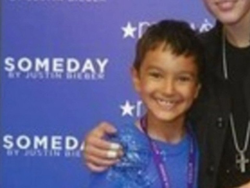 What is justin biebers real cell phone number ?